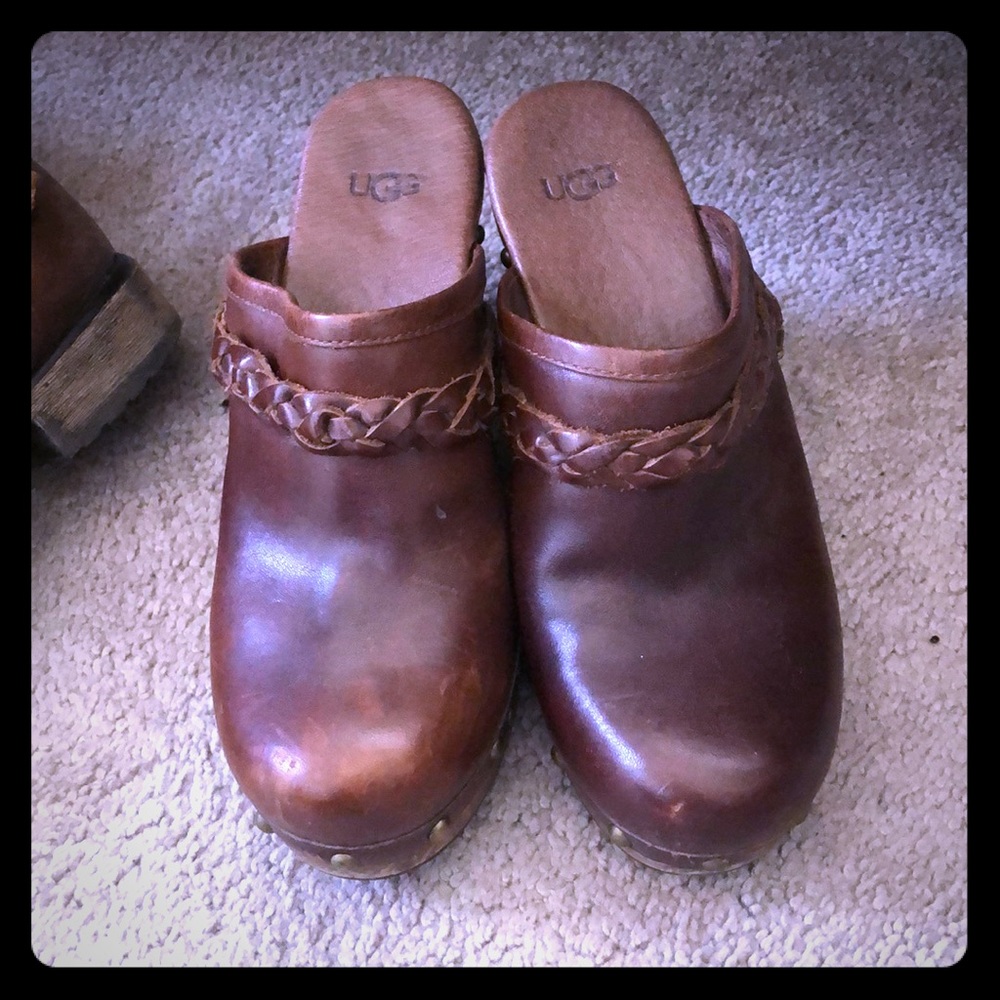 Ugg Clogg
